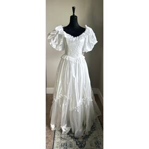 VINTAGE STEPPIN' OUT 1980's Women's White Metallic Puff Sleeve Long Dress Size S